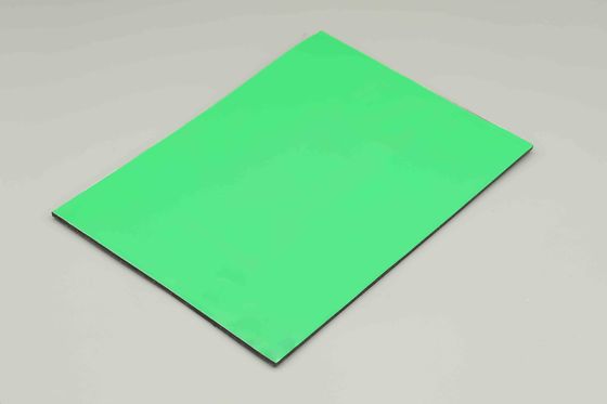 More Size Bright Green Pvdf Aluminum Composite Panel Interior Decorative Acp Panels Construction Building Decoration 4MM 1.22*2.44m