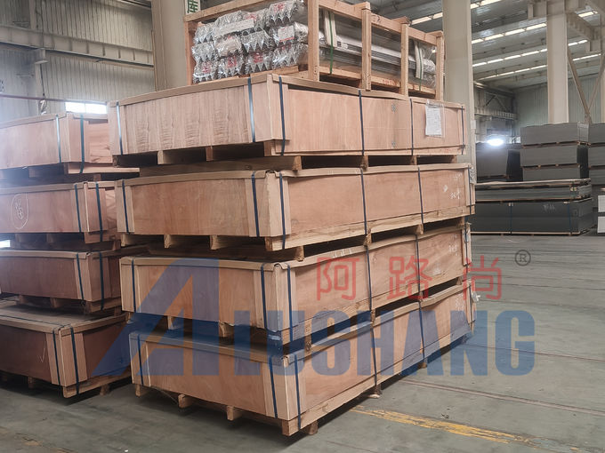 Exterior Cladding ACP Aluminium Composite Panel 1.5*3m Max Dimensions 4-7MM Thickness Variants with Fluorocarbon PVDF Coating Lightweight (10-12kg/㎡) to simplify handling, slashing installation time